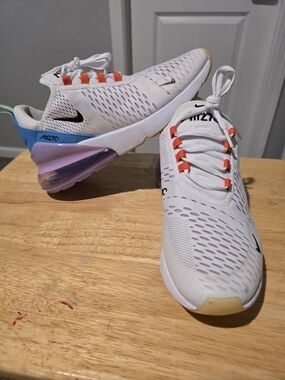 Authenticity Guarantee
Nike Air Max 270 Women Size 9 Purple Shoes DX2351-100